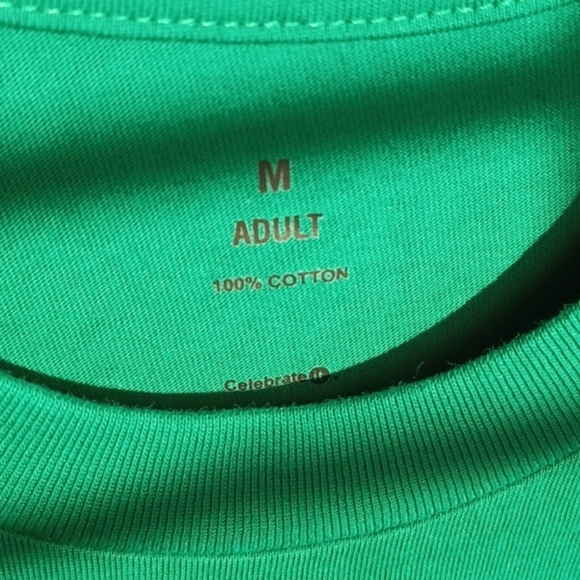 SOLD! 4 Happy St. Patricks Day Adult Medium Green T-Shirt NWOT - Picture 3 of 5